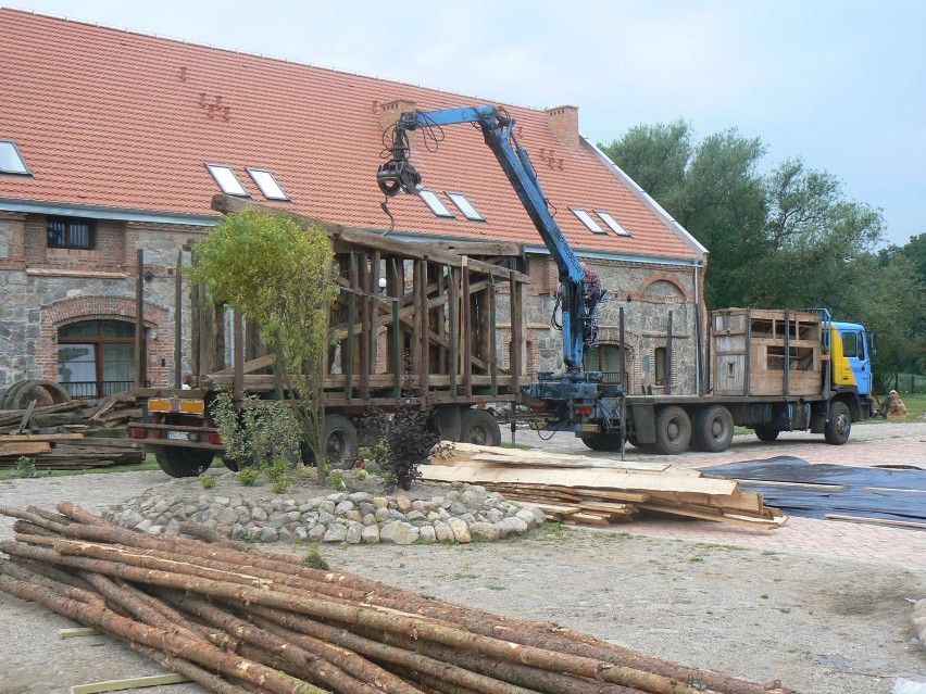 Zabytkowy wiatrak już w Prusimiu