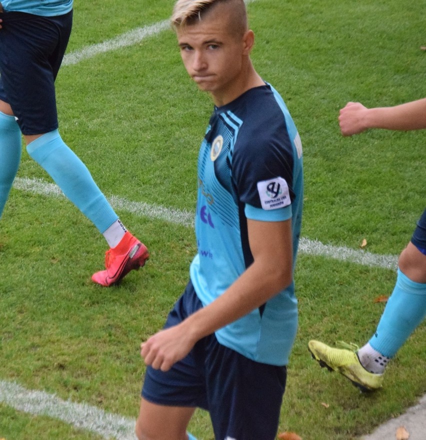 Centralna Liga Juniorów u18. Korona Kielce podzieliła się punktami z Hutnikiem Kraków. Trener: Ten remis jest jak porażka (WIDEO, ZDJĘCIA)