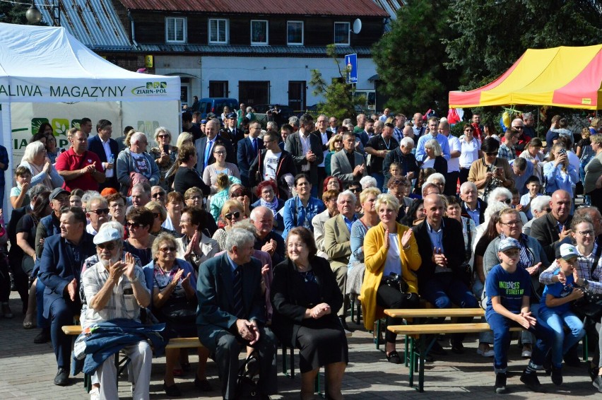 Dożynki Powiatowe w Ryjewie. Podczas uroczystości przyznano Honorowe Nagrody Przewodniczącego Rady Powiatu Kwidzyńskiego [ZDJĘCIA CZ. 2]