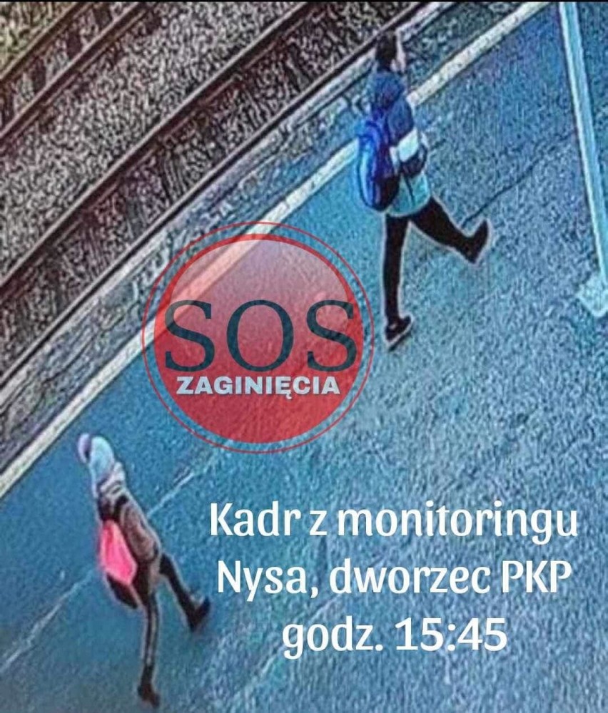 Zdjęcie z monitoringu na dworca PKP w Nysie, gdzie dzieci...