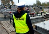 Policjanci z Piotrkowa rozpoczynają działania w rejonie nekropolii. Apelują o ostrożność w rejonie cmentarzy, na co nalezy zwracać uwagę?