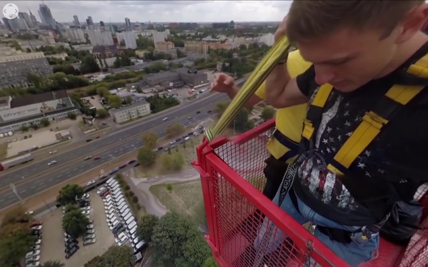 Przeżyj skok na bungee sprzed ekranu komputera. Niezwykłe...