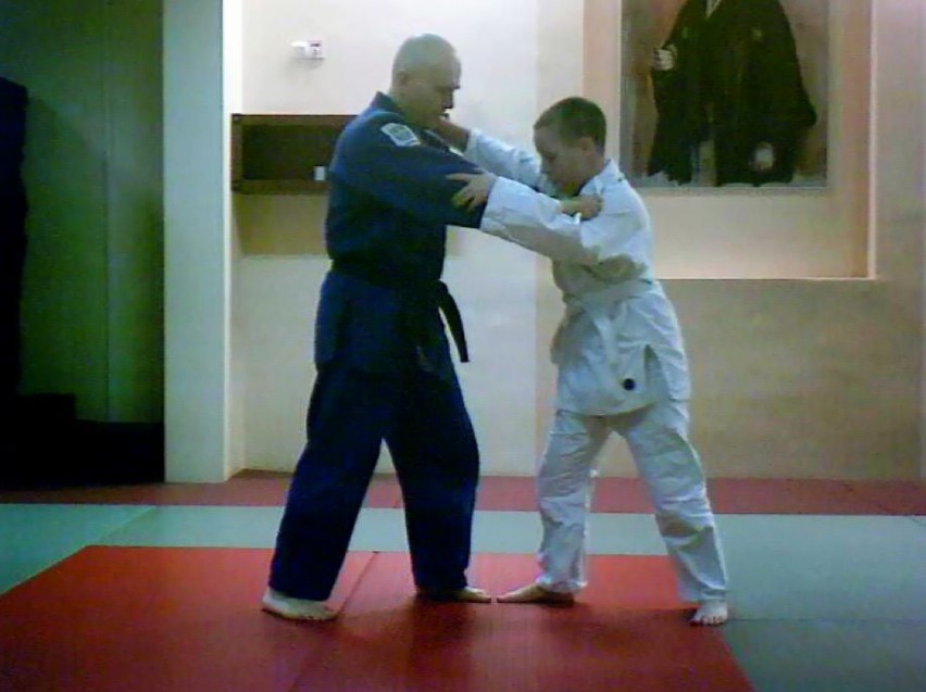 Kacper (z prawej) doskonale radzi sobie w judo
