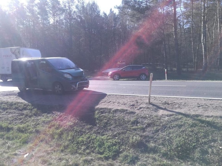 - Na DK 10 zderzyły się dwa pojazdy. To bus, którym...