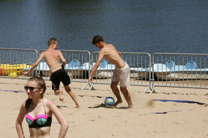 Turniej piłki plażowej w Legnicy