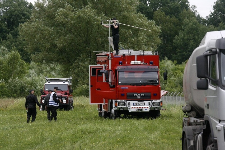 Kawice: Manewry strażaków w bazie paliw (ZDJĘCIA)