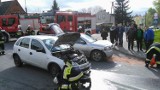 Wypadki w powiecie tczewskim. Trzy osoby ranne, sześć pojazdów zniszczonych [ZDJĘCIA]
