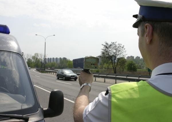 Podczas wakacji na drogach w powiecie najwięcej mandatów wystawiano za nadmierną prędkość