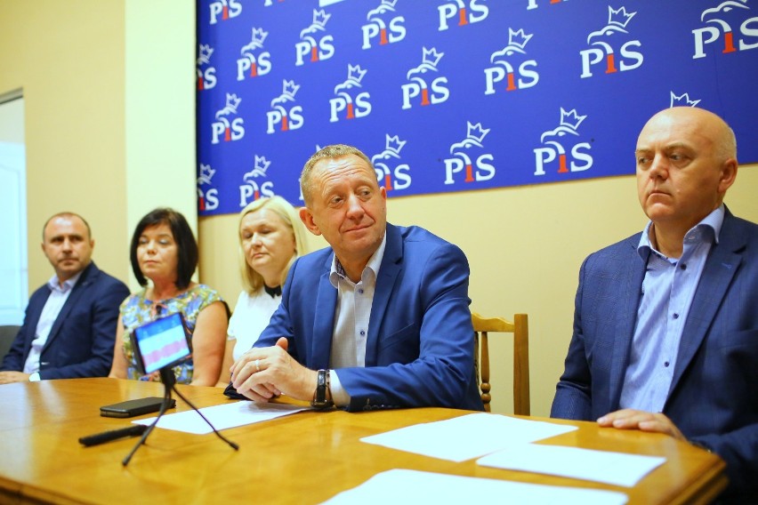 Piotrkowski PiS zachwala rządowy "Plan dla wsi"