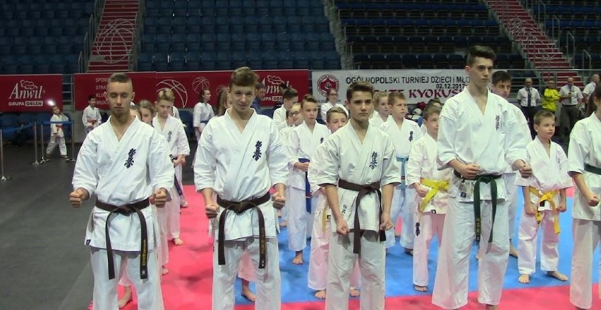 Karatecy malborskiego klubu w czołówce ogólnopolskiego turnieju we Włocławku