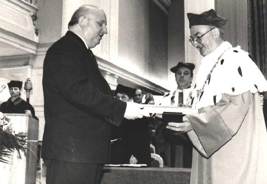 Inauguracja roku akademickiego 1994/1995: Józef Oleksy...