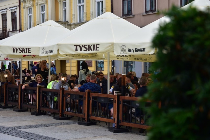 Stolica świętokrzyskiego tętni życiem. W piątkowe popołudnie...