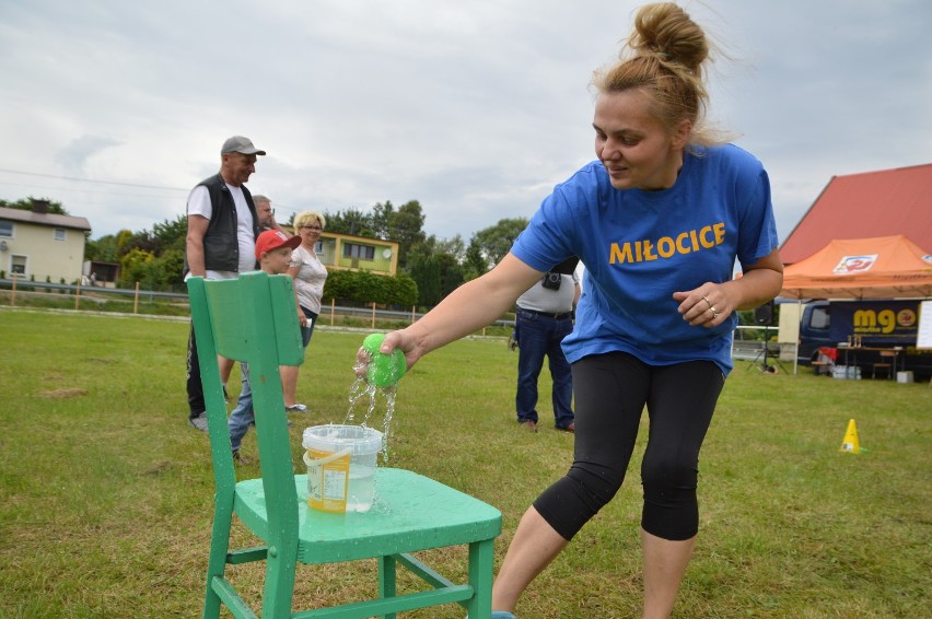 Olimpiada Rekreacyjna Świetlic Wiejskich gminy Miastko. W dogrywce o pierwsze miejsce walczyły trzy drużyny (foto+wideo)