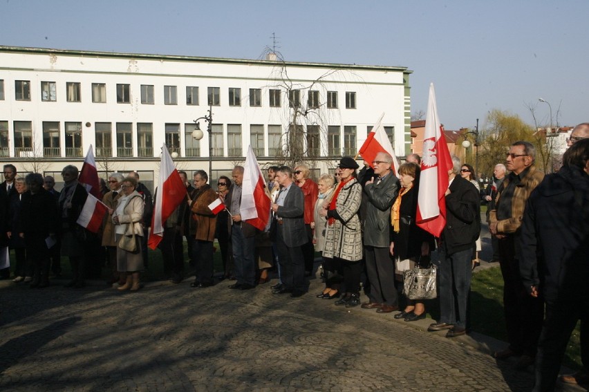 Marsz Pamięci w Legnicy (ZDJĘCIA)