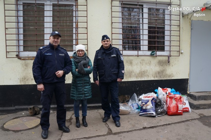 Będzińscy policjanci wspomogli schronisko dla zwierząt w Sosnowcu [ZDJĘCIA]