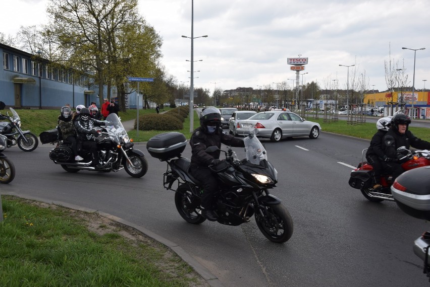 GORZÓW WLKP. Motocykliści rozpoczęli sezon i masowo wyjechali na ulice miasta 