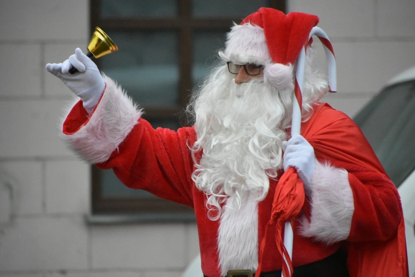 Święty Mikołaj już jest na Jarmarku Adwentowym w Sieradzu