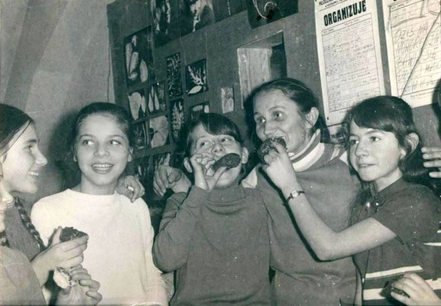Tłusty czwartek w Młodzieżowym Domu Kultury w Szczecinku w roku 1972