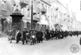 Getto warszawskie powstało 83 lata temu. To jeden z najtragiczniejszych rozdziałów historii stolicy. Tak wyglądało życie w zamknięciu