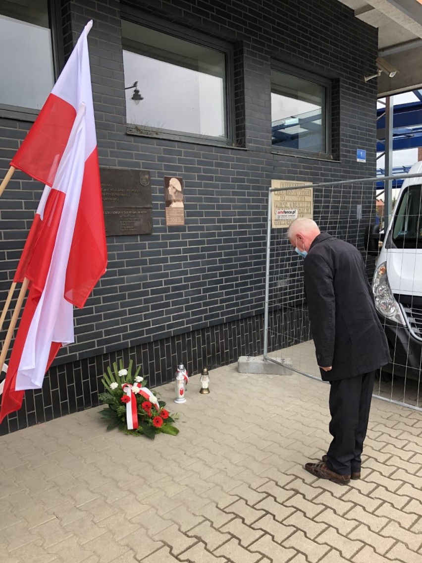 Uroczystości rocznicowe na dworcu w Lesznie