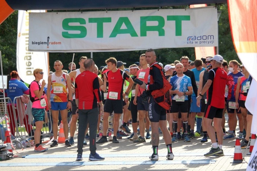 XV Radomski Maraton Trzeźwośc na trzech dystansachi! Biegłeś? Znajdź się na zdjęciach! (DUŻA GALERIA) 