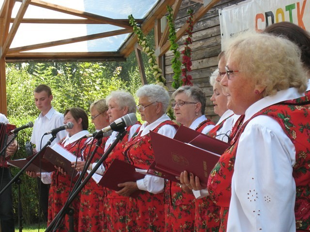 Folklor w sieradzkim skansenie - kolejne spotkanie z kulturą...