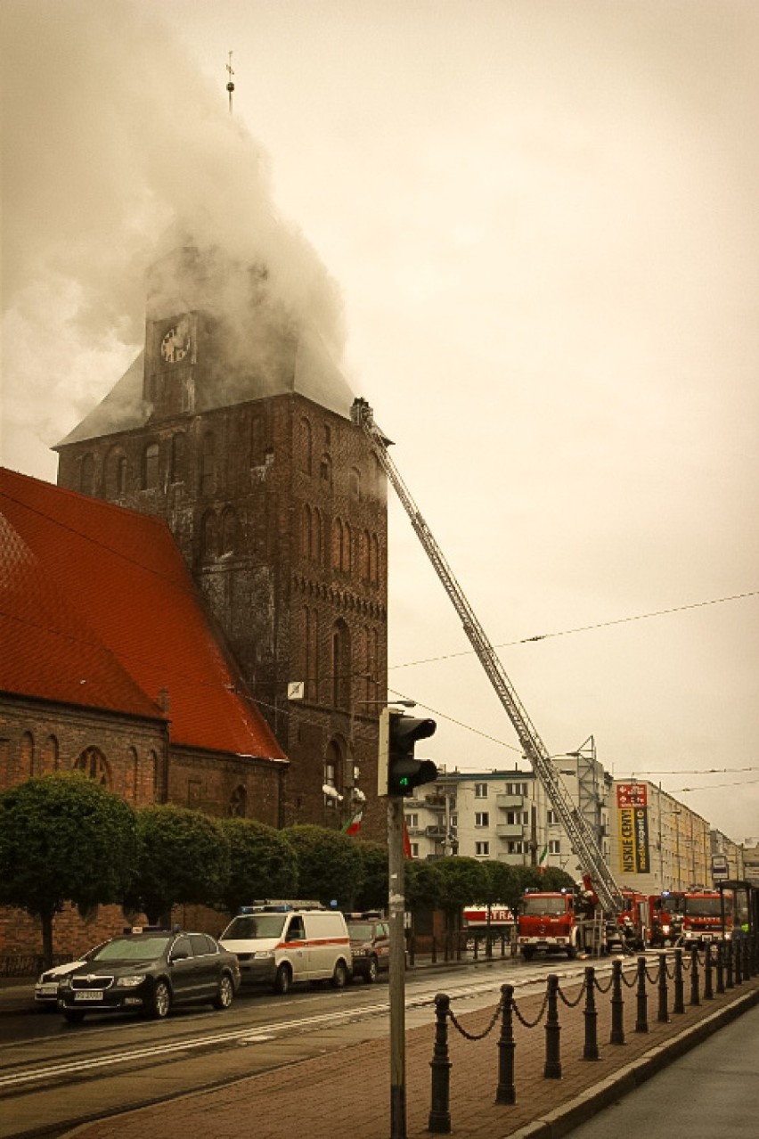 Pożar katedry w Gorzowie 1 lipca 2017 r. Zdjęcie Wojciecha...