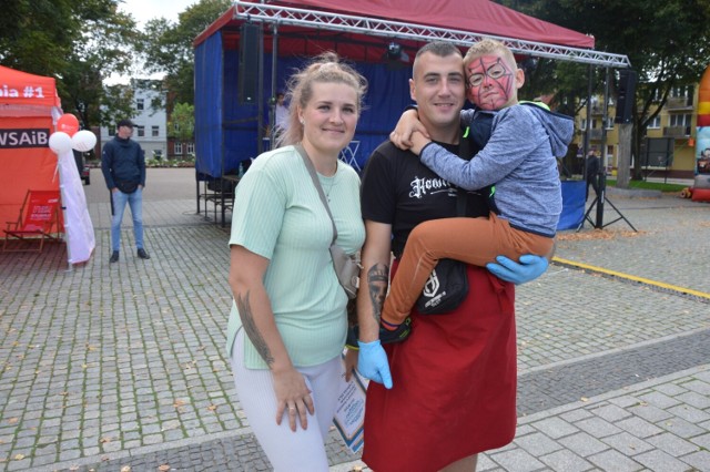 W sobotę, 30 września na placu Pokoju w Lęborku zorganizowany został festyn charytatywny dla 6-letniego Jakuba Potaczały. Gdy miał 2 lata lekarze zdiagnozowali u chłopca padaczkę.