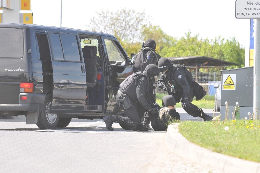 Napad, strzały, wybuchy...Tak ćwiczyli policjanci w Gorzowie [zdjęcia, wideo]