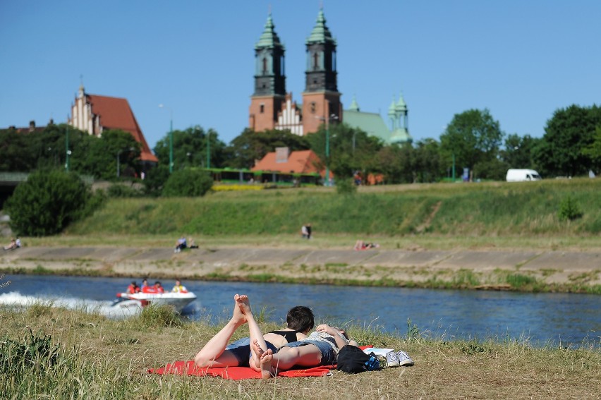 Plaże miejskie w Poznaniu: Poznaniacy wypoczywają nad Wartą