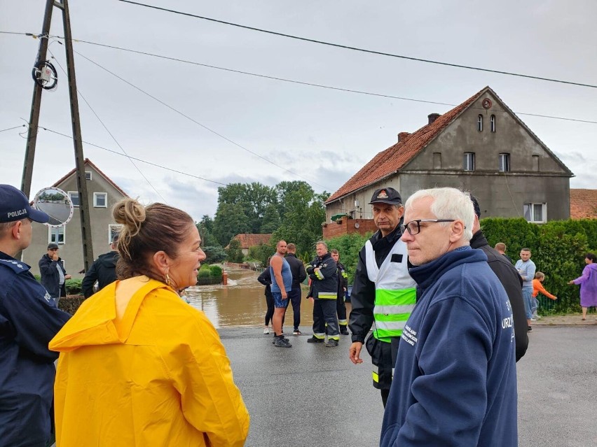 W gminie Marcinowice woda przekroczyła stan alarmowy....