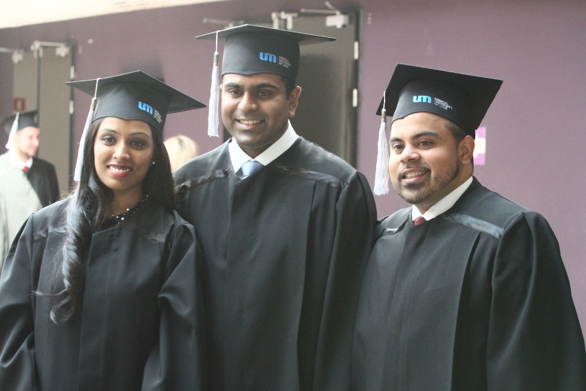 Zagraniczni studenci dostali dyplomy ukończenia studiów na Uniwersytecie Medycznym [ZDJĘCIA]