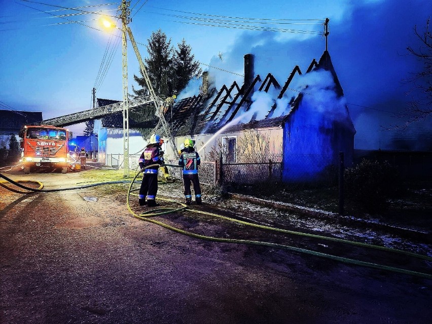 Pożar domu w Radzyniu koło Sławy