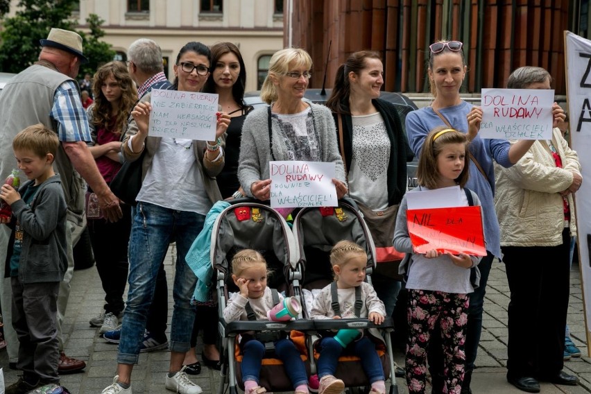 27.06.2018 krakow 
 


plac wszystkich swietych...