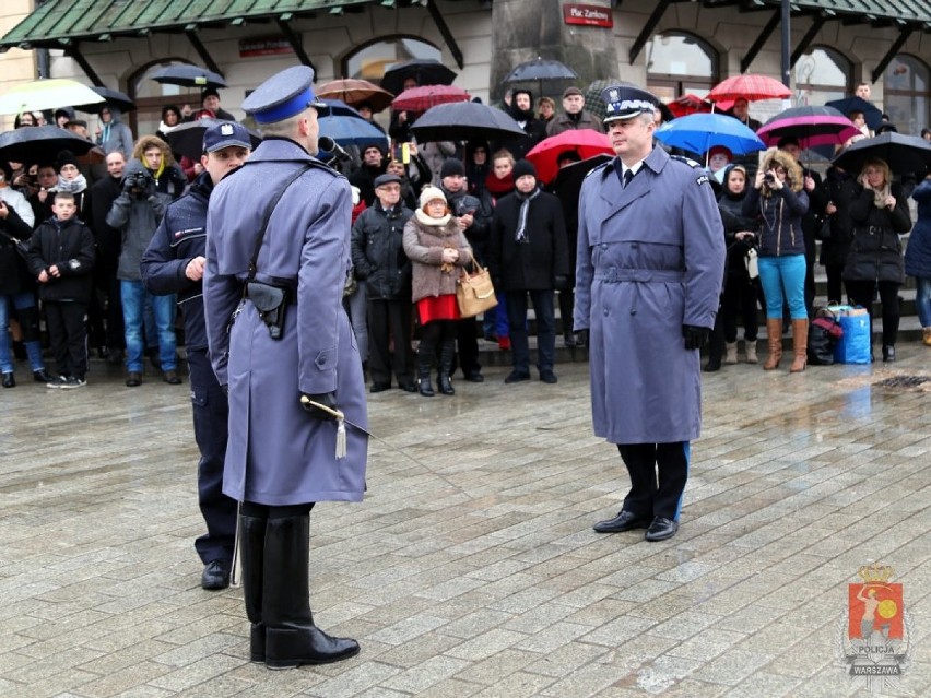 Ponad 130 policjantów i policjantek ślubowało na pl....