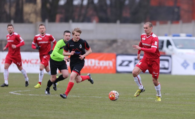 Zawisza Pajęczno p(czarne stroje) przegrał w Rzgowie