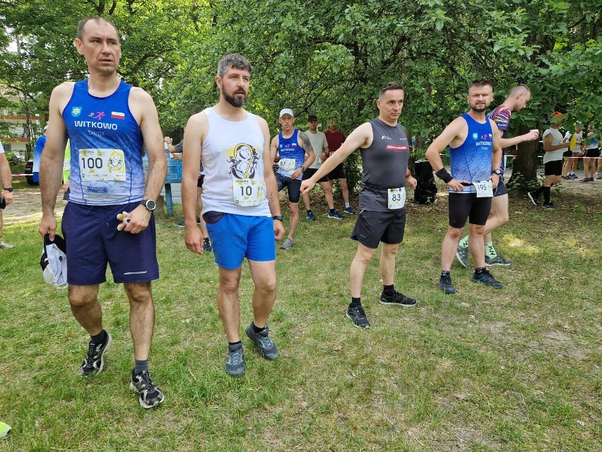 WITKOWO BIEGA. Ósemka z haczykiem 6 czyli Skorzęcin i leśny trakt pod stopami