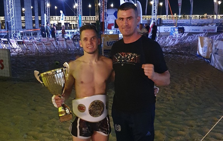 Kamil Mateja z Rebelii Kartuzy mistrzem Polski w kickboxingu proam low-kick