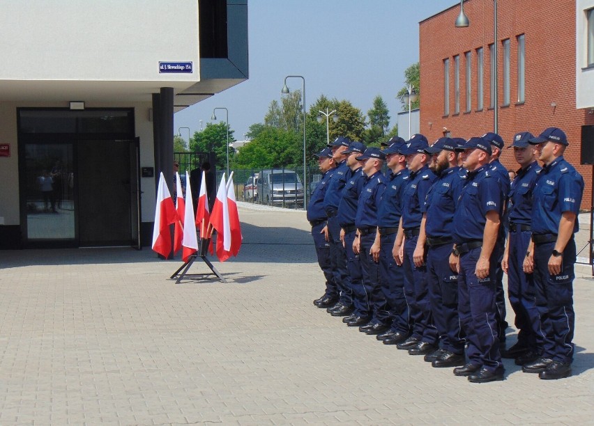 W Zatorze uroczyście oddano do użytku nowy Komisariat...