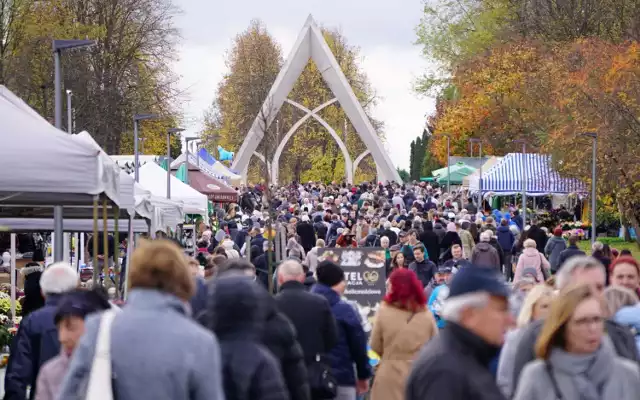 Wszystkich Świętych na cmentarzu na Majdanku w Lublinie.