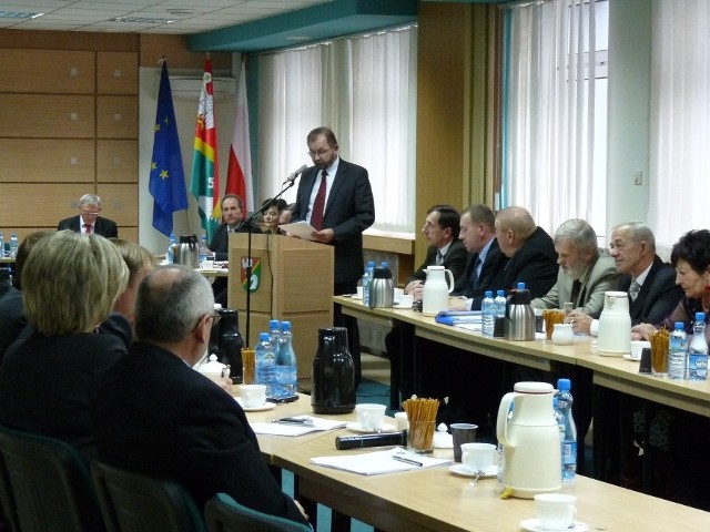 Radni spotkali się na ostatniej sesji Rady Powiatu w tej kadencji samorządu