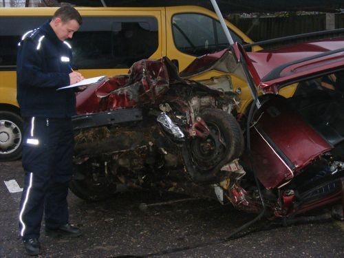 Trzy osoby zginęły w tragicznym wpadku w miejscowości Żuławki w powiecie nowodworskim