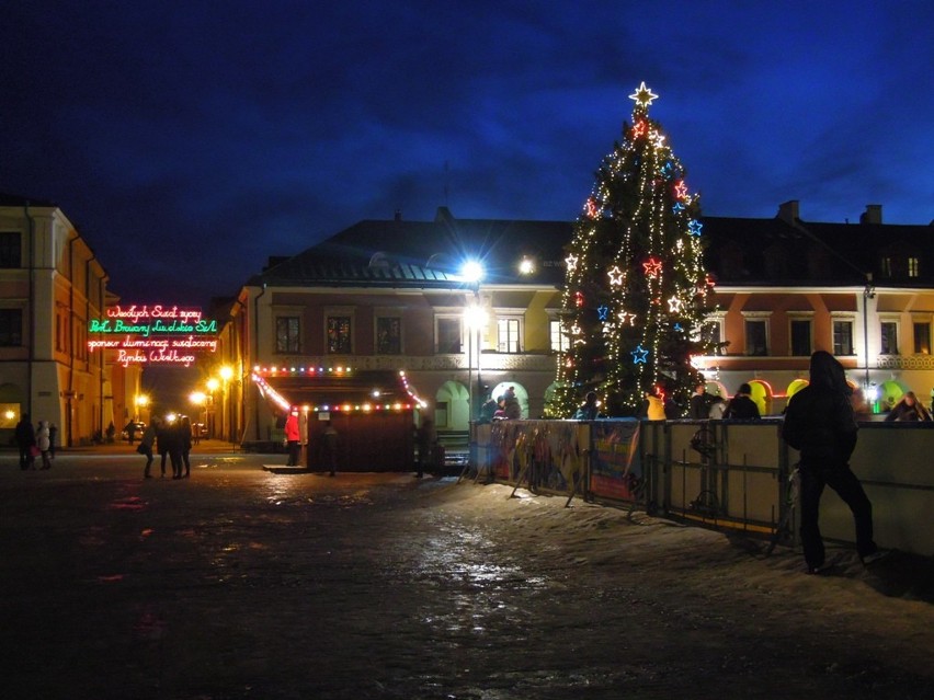 Oświetlony Zamość na święta