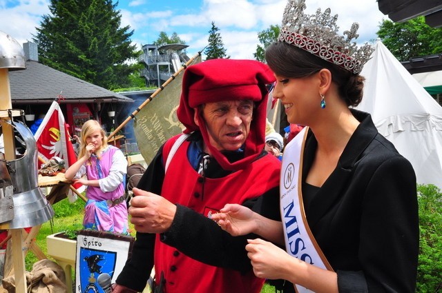 Piknik Rycerski na Górze Parkowej w Krynicy Zdrój z Miss...