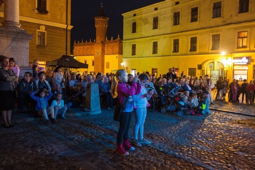 Koncert uwielbienia "Jezus w centrum" [ZDJĘCIA]              