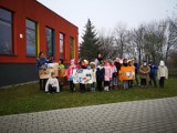 Uczniowie z SP7 Szczecinek przeciw futrom [zdjęcia]