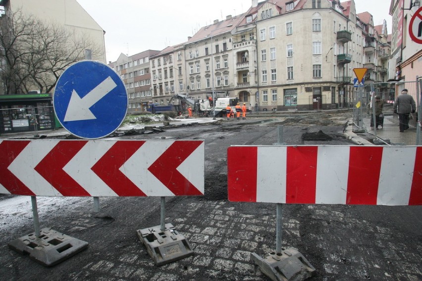 Remont ulicy Jaworzyńskiej w Legnicy (ZDJĘCIA)