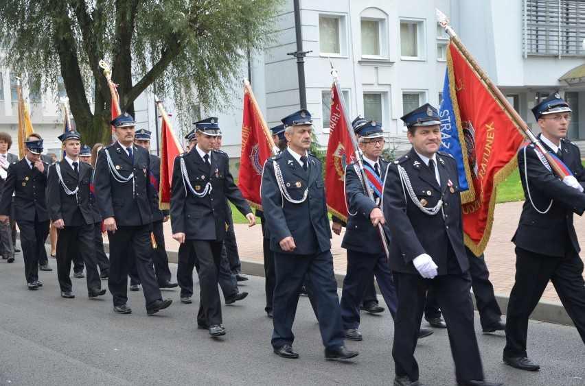 Święto Niepodległości w Wieluniu i Ostrówku[Zdjęcia]