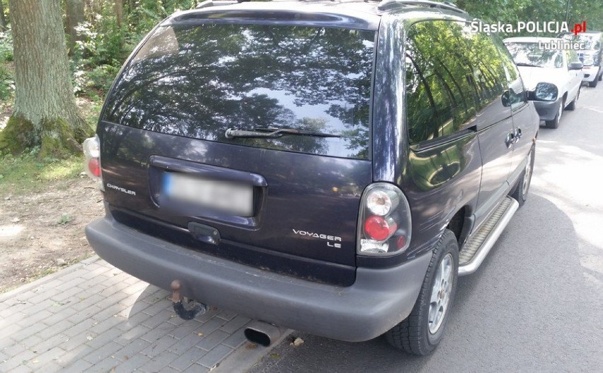 Koszęcin: Policja ukarała kilkunastu kierowców za parkowanie na Sportowej