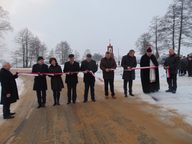 Uroczyste otwarcie wyremontowanej drogi Iwanowice - Chojno